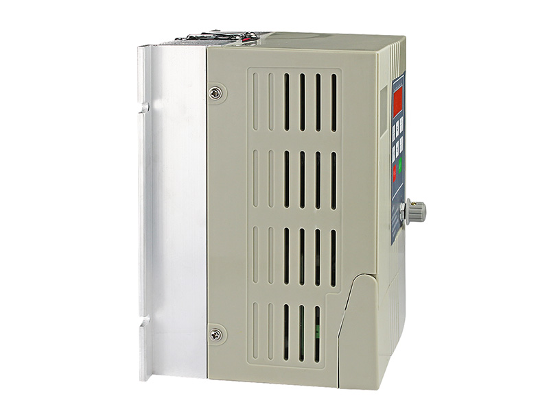 3000H通用變頻器，三相通用變頻器，變頻器生產(chǎn)廠家，變頻器價(jià)格